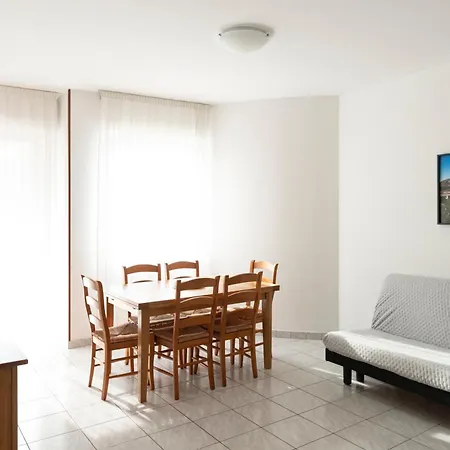 Lägenhet 89 - Bilocale Vista Pineta Con Terrazzo E Parcheggio Lignano Sabbiadoro